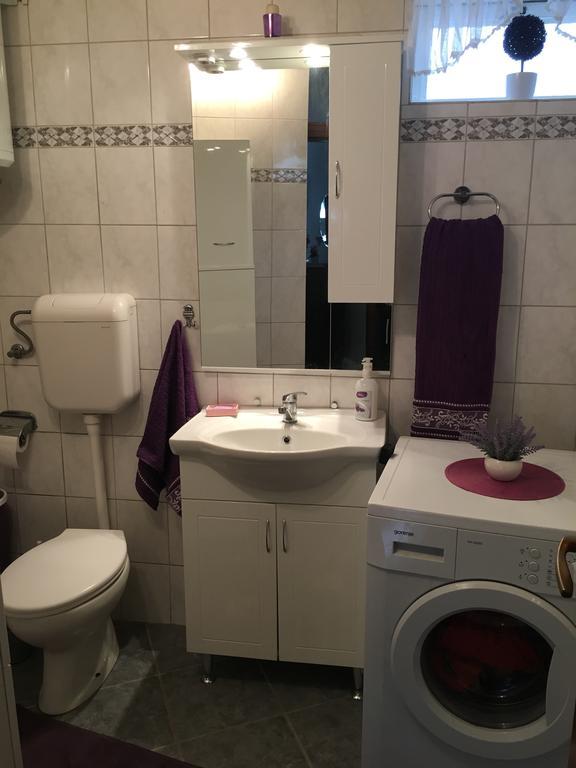Guesthouse Adi Mostar Eksteriør billede