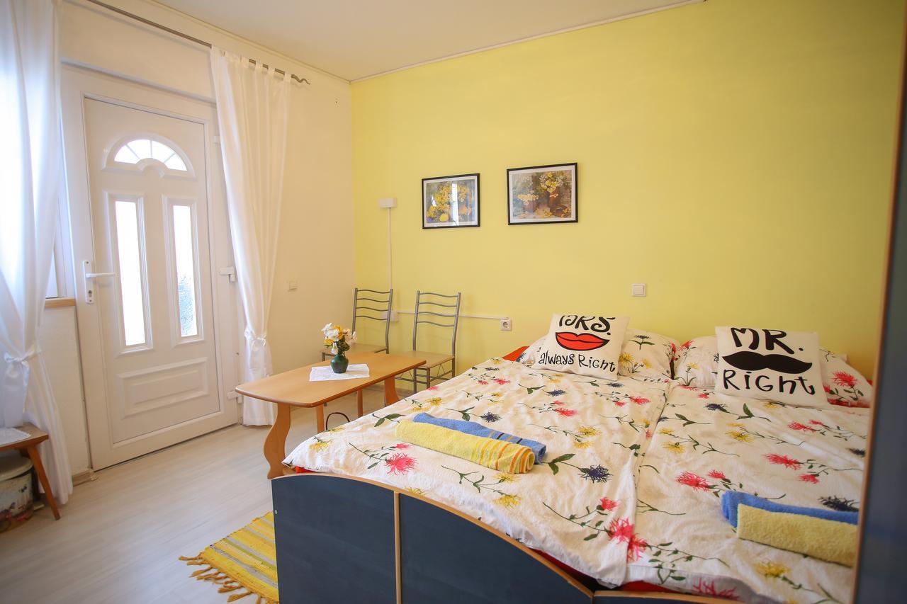 Guesthouse Adi Mostar Eksteriør billede